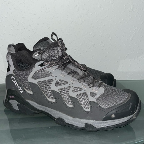 Oboz Women’s Cirque Low Waterproof Hiking Shoes - Picture 2 of 13